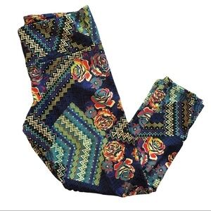 Onzie Ladies Crop Patterned Yoga Workout Leggings